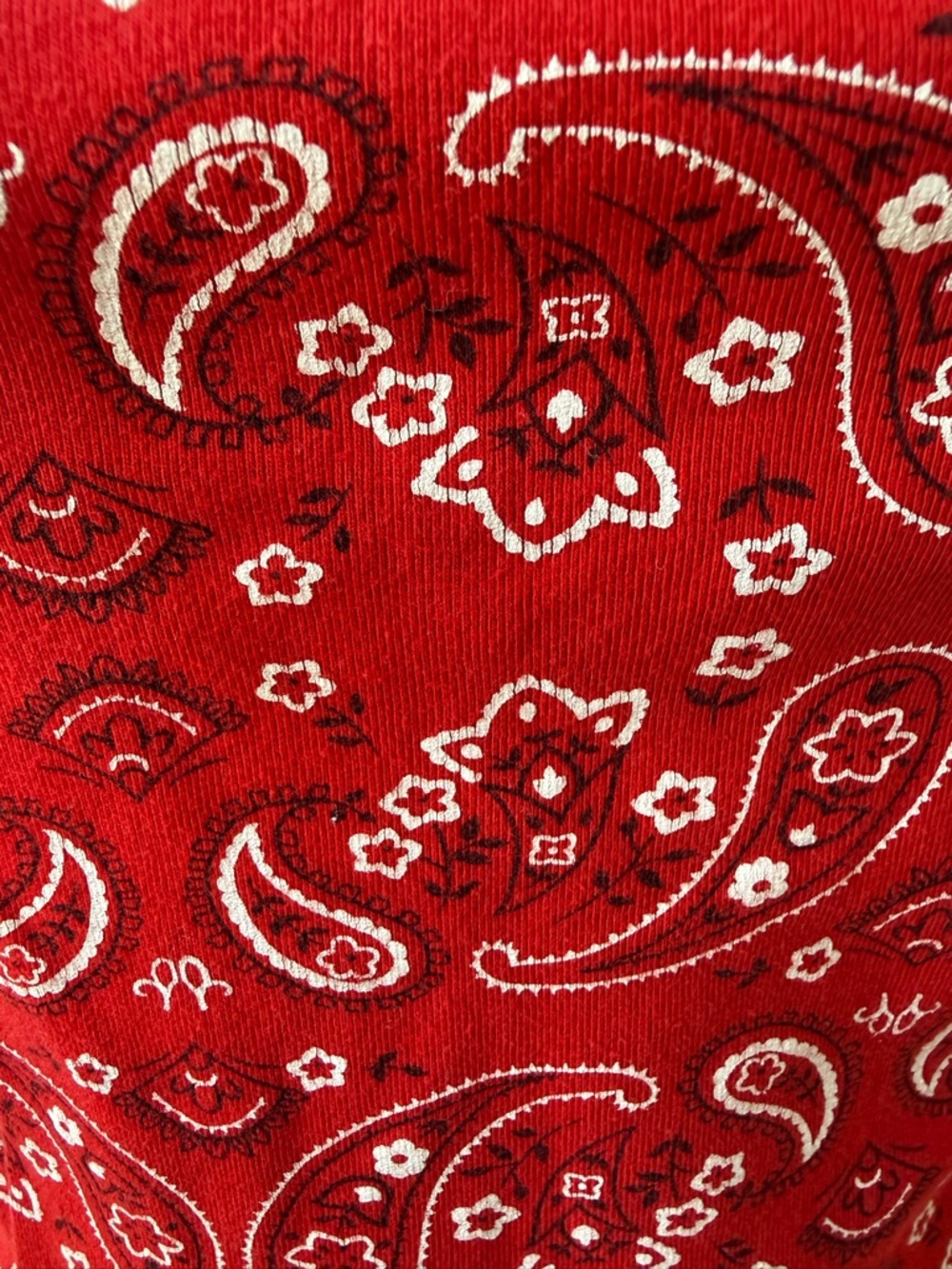Finesse Red Paisley Bandana Collared Tank - Picture 4 of 6